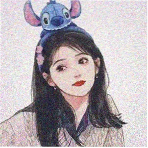 演员 李心怡